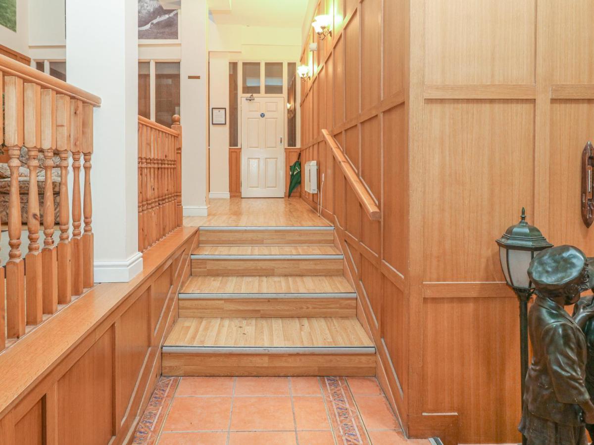 Wye Apartment, Litton Mill Бъкстън Екстериор снимка